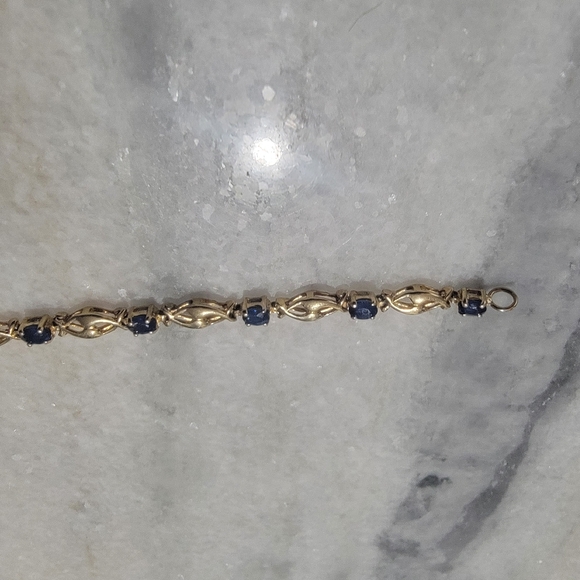 10kt Yellow Gold Blue Sapphire Stone Bracelet - Picture 5 of 12